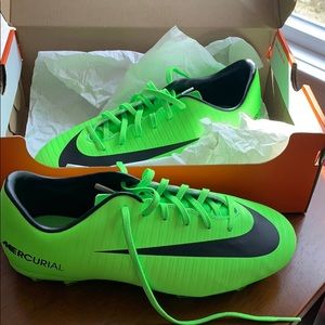 Boys Nike Mercurial soccer cleats